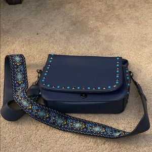 Urban Expressions Crossbody